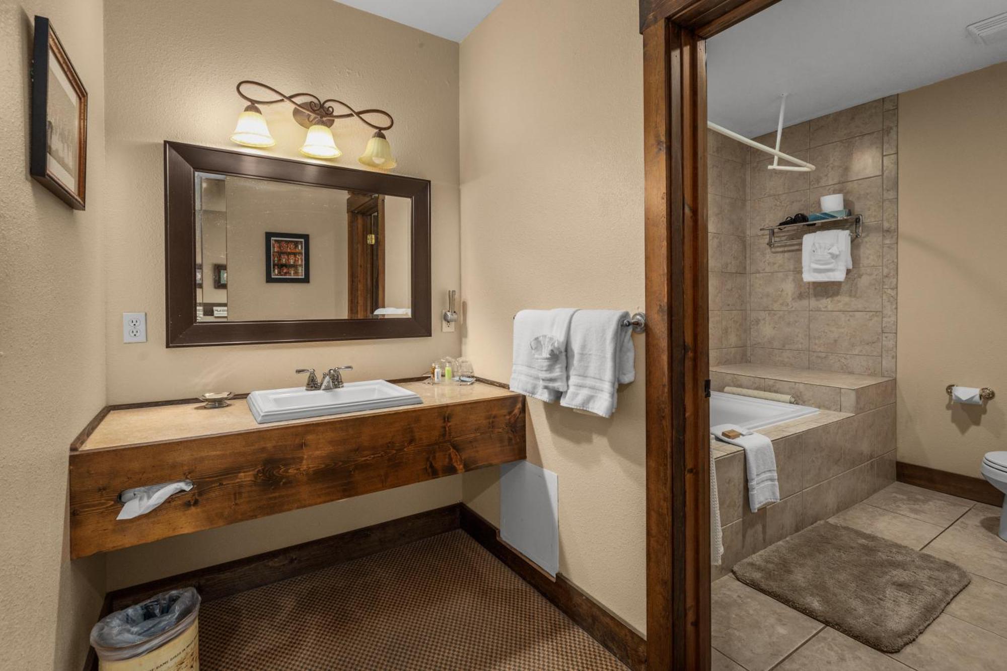 Duck Inn Lodge Вайтфіш Екстер'єр фото